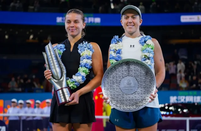 Maja Chwalinska Rallies Past Sonay Kartal to Win Wuhan Open
