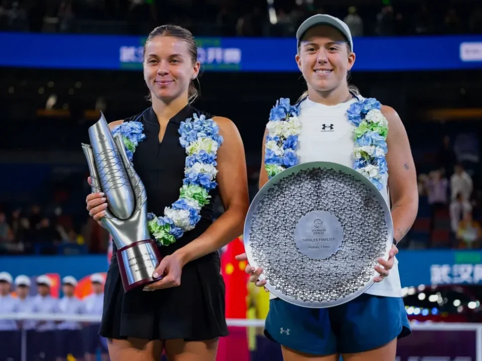 Maja Chwalinska Rallies Past Sonay Kartal to Win Wuhan Open