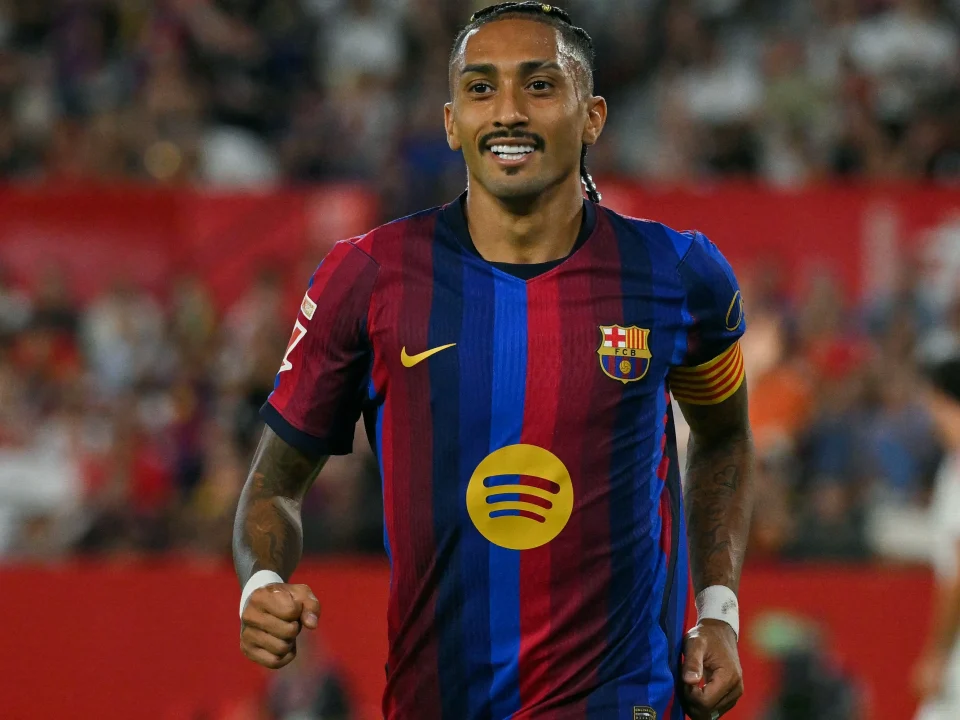 Raphinha Signs New Barcelona Contract Through 2030