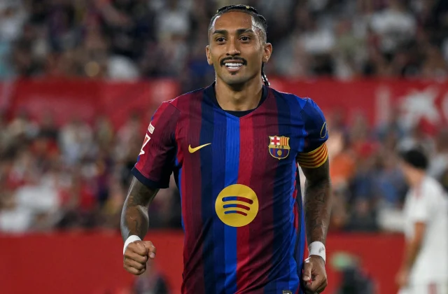 Raphinha Returns as Barcelona Visit Real Betis in La Liga