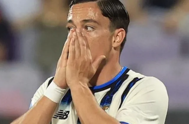 Raspadori Injured After Scoring Penalty for Atalanta Against Pafos