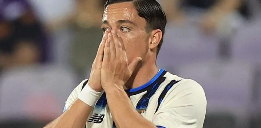 Raspadori Injured After Scoring Penalty for Atalanta Against Pafos