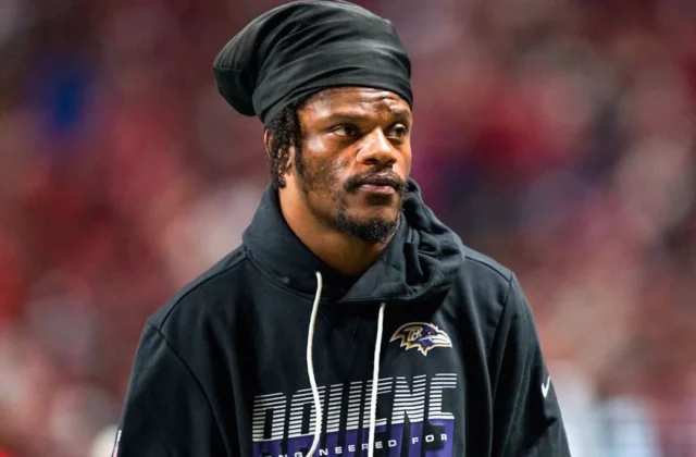 Lamar Jackson Questionable for Ravens’ AFC North Clash With Bengals
