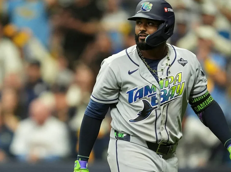 Brewers Pitching Stifles Rays in World Series Game 1 Win