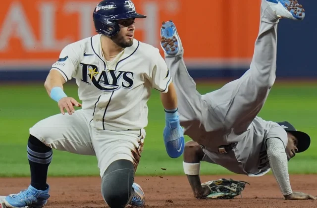 Yankees Commit 3 First-Inning Errors in ALDS Game 2 Against Rays