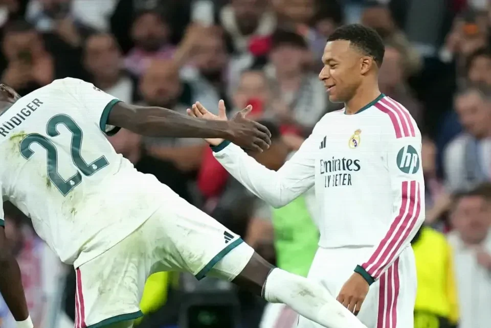 Real Madrid Beat RB Leipzig 4-1 to Stay Perfect in Champions League