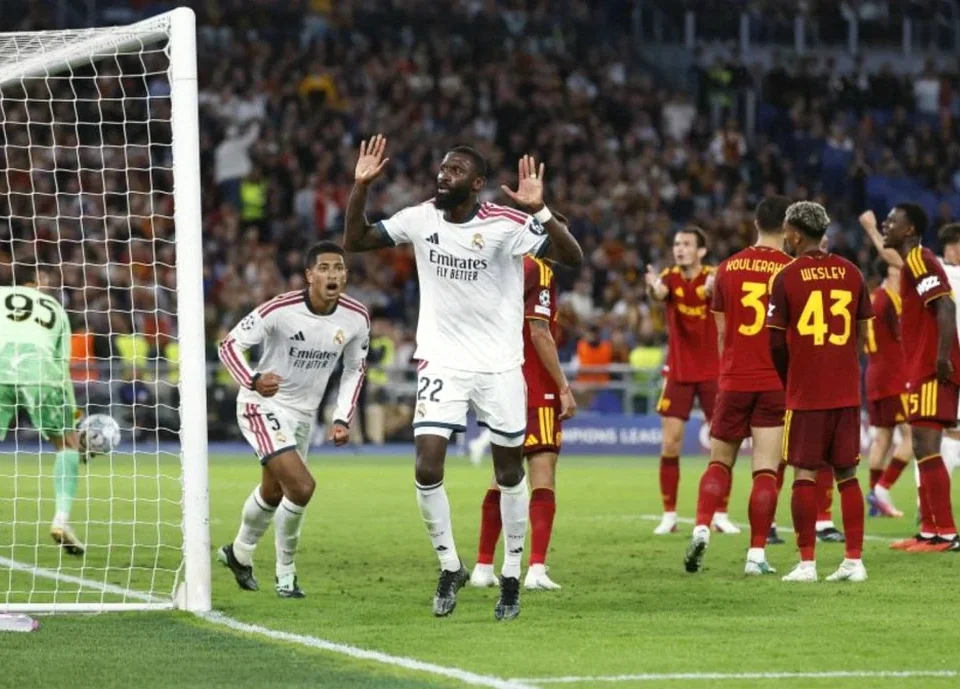 Italy’s Four Champions League Clubs Suffer Historic Night of Defeats