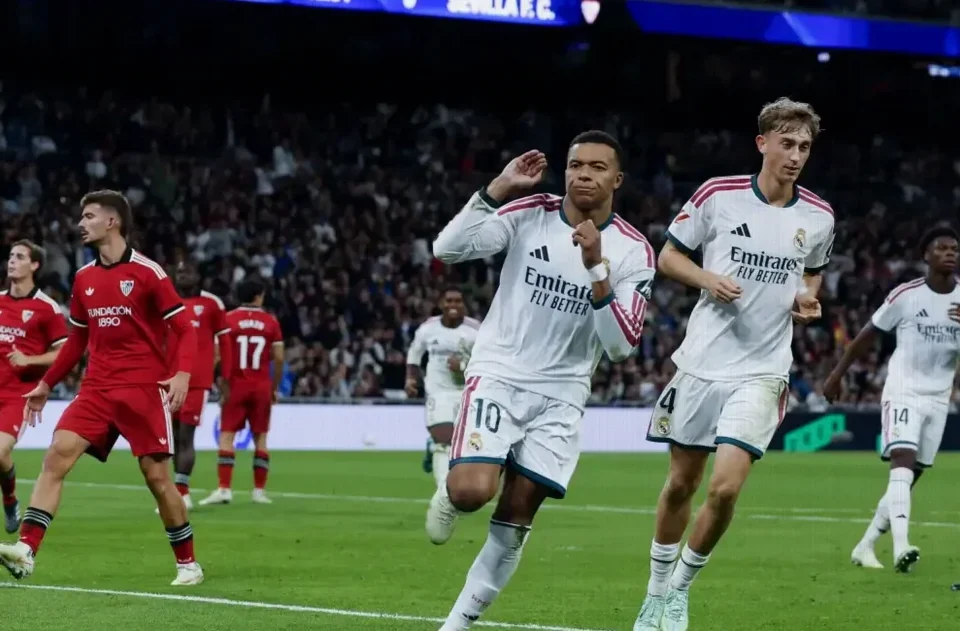 Mbappé Nets Twice as Real Madrid Beat Sevilla 4-1 Before Clásico