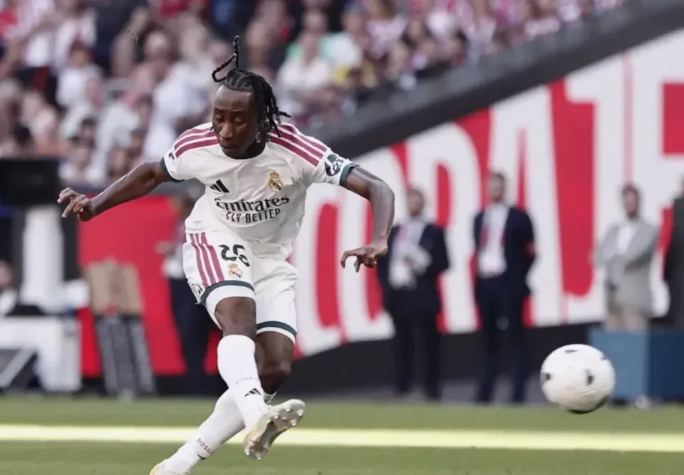 Real Madrid Host Villarreal in Crucial LaLiga Clash at Bernabéu