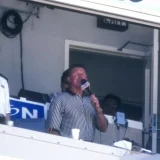 Mike Ditka’s Unforgettable 1998 Seventh-Inning Stretch at Wrigley Field