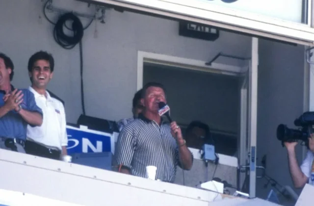 Mike Ditka’s Unforgettable 1998 Seventh-Inning Stretch at Wrigley Field