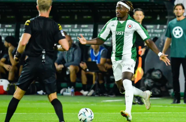 Red Star Go Top of Ligue 2 After Thrilling 3-2 Win Over Clermont