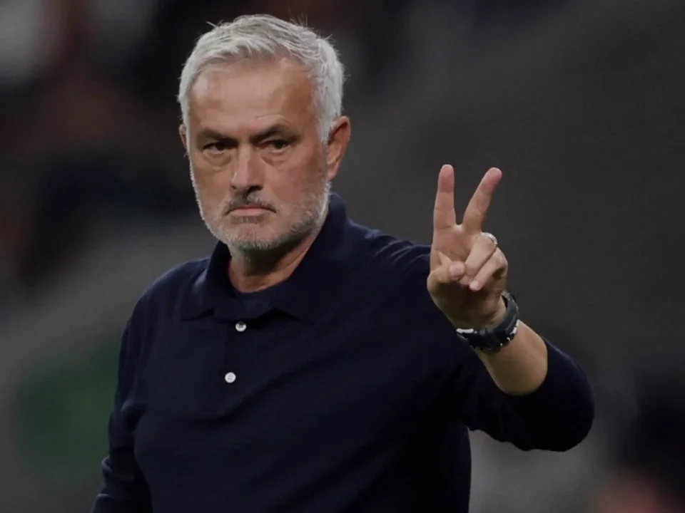Mourinho Skips Media After Vinicius Red Card in Real Madrid Win