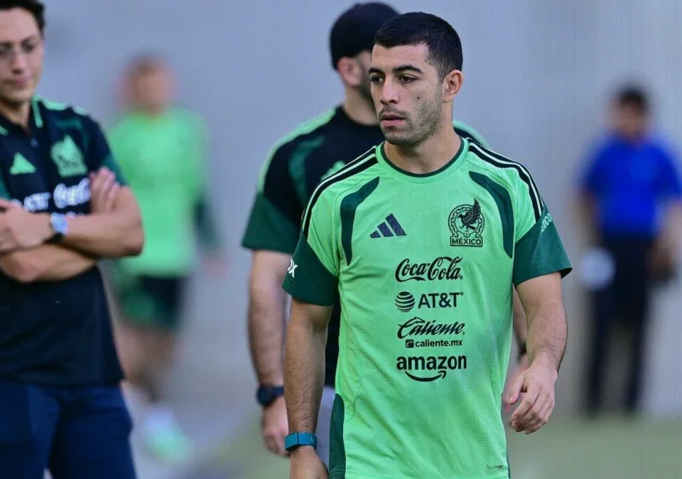 Edson Álvarez and Erik Lira Agent Meets Villarreal and Osasuna Officials
