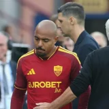Malen Apologises to Roma Teammates After First Career Red Card