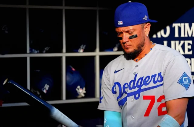 Miguel Rojas Tests Progress as Dodgers Weigh NLCS Roster Spot
