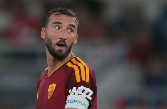 Roma Lose Bryan Cristante to Knee Inflammation for Como Clash