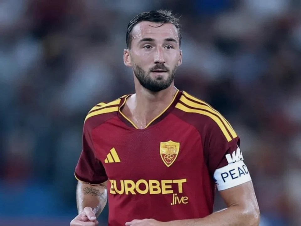 Bryan Cristante Returns to Roma Squad for Slovan Bratislava Clash