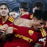 Roma Beat Genoa 2-0 as De Rossi Returns to the Olimpico