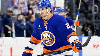 Islanders’ Alexander Romanov Out 6-8 Months With Torn Right ACL