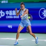 Rybakina Defends Ningbo Title Against Fernandez in High-Stakes Final