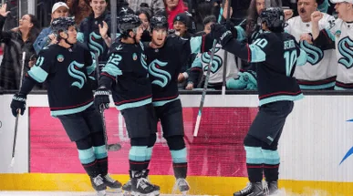 Mackie Samoskevich nets two in Kraken’s 6-1 rout of Flames