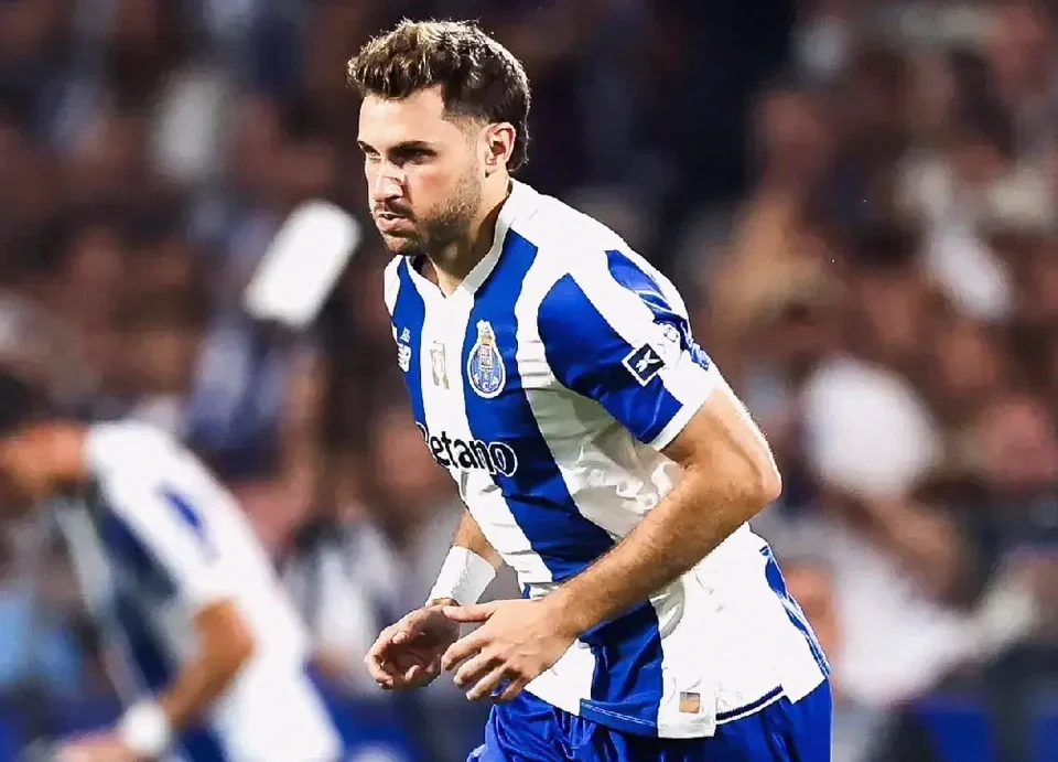 Santiago Giménez Benched Again as Porto Extend Unbeaten Start
