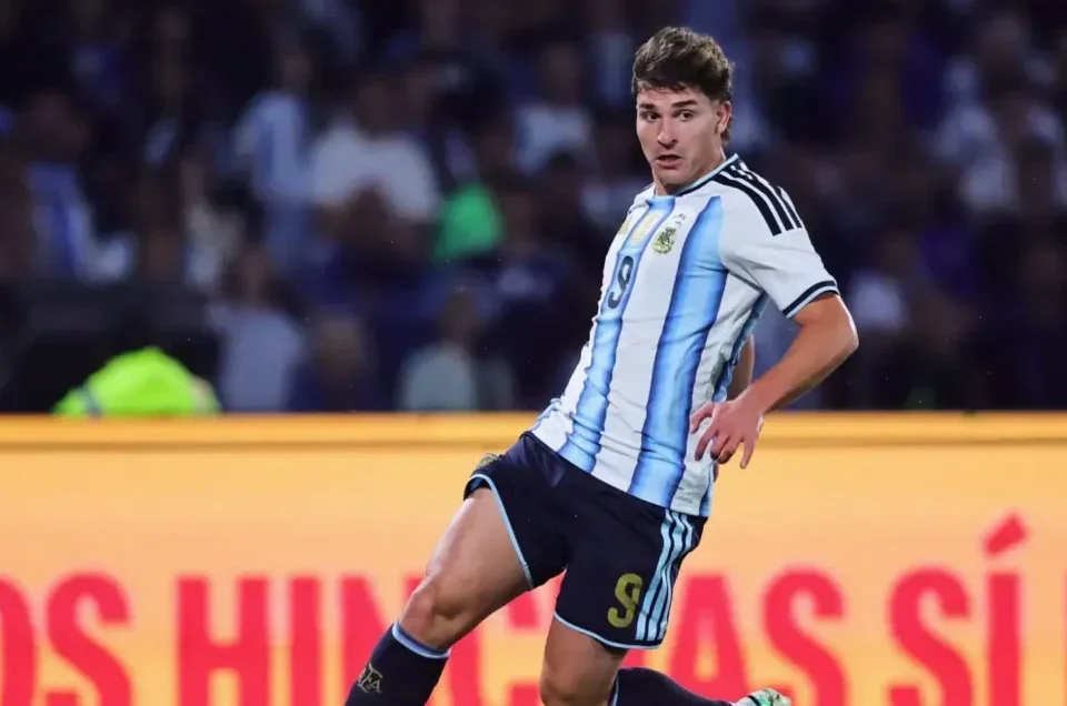 Scaloni Maps Argentina’s Post-Messi Attack Around Álvarez and Nico Paz