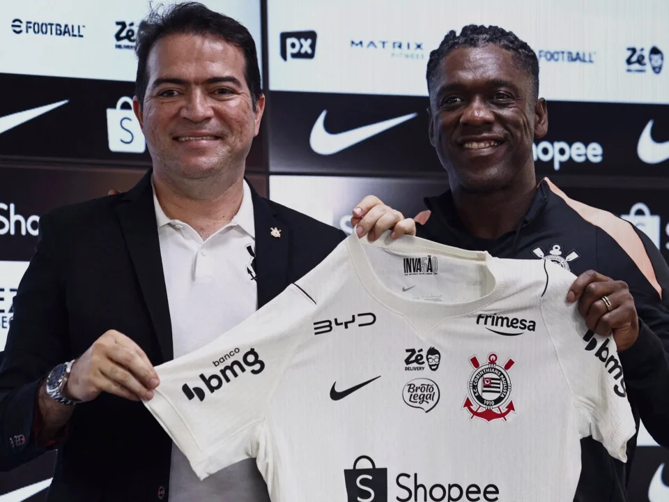 Clarence Seedorf Takes Charge of Corinthians Relegation Fight