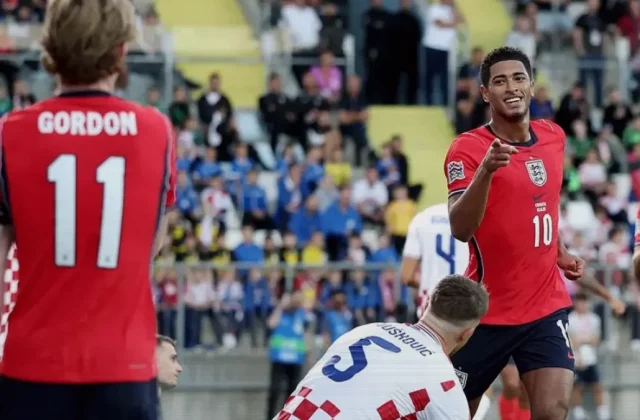 Bellingham and Gordon Inspire England’s Dominant First Half Against Croatia