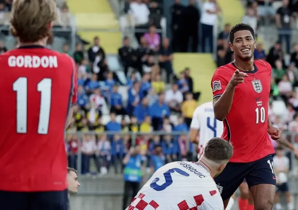 Bellingham and Gordon Inspire England’s Dominant First Half Against Croatia