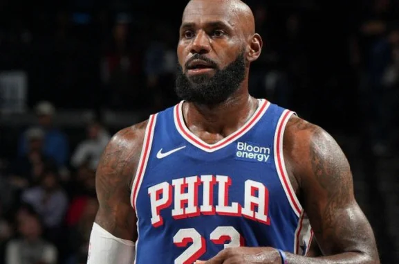 Adam Silver Backs LeBron James’ Helicopter Commute from New York