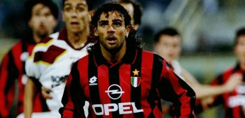 Marco Simone Urges Milan to Aim Beyond Champions League Qualification