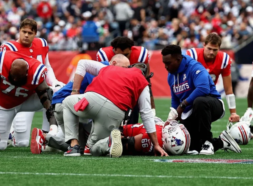 Patriots LT Will Campbell Expected to Miss Time With Right MCL Sprain