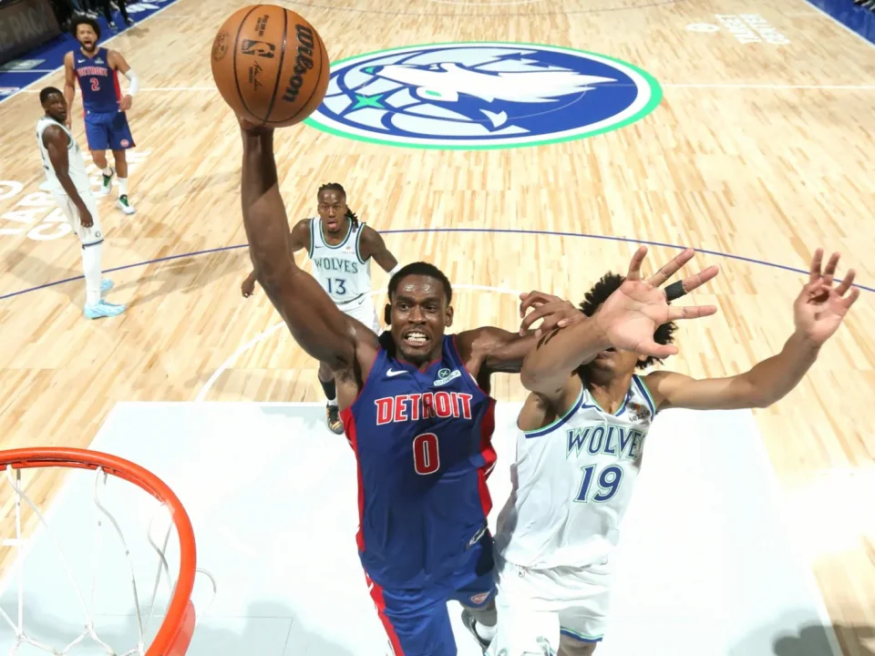 Wembanyama, Fox Power Spurs Past Suns in Preseason Finale