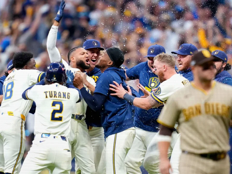 Brewers Take 2-0 NLDS Lead With Wild Walk-Off Over Padres