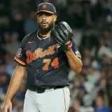 Tigers Face Five-Day Decision on Kenley Jansen’s 2027 Option