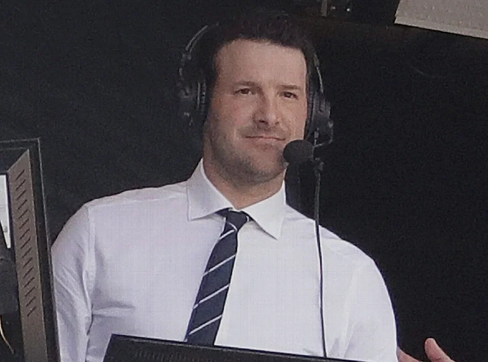 CBS Sports Drops Tony Romo After July OWI Arrest