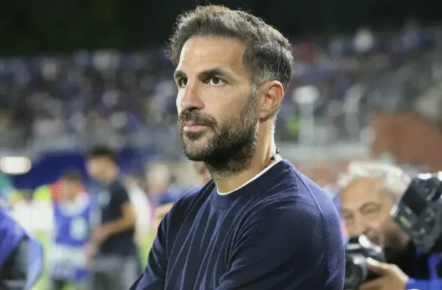 Cesc Fàbregas Regrets Telling Como to Ease Off Against Manchester United