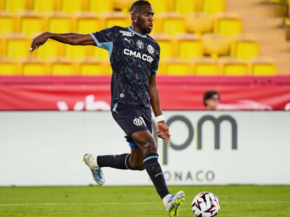 Kondogbia Confronted by Marseille Fan Before Troyes Win