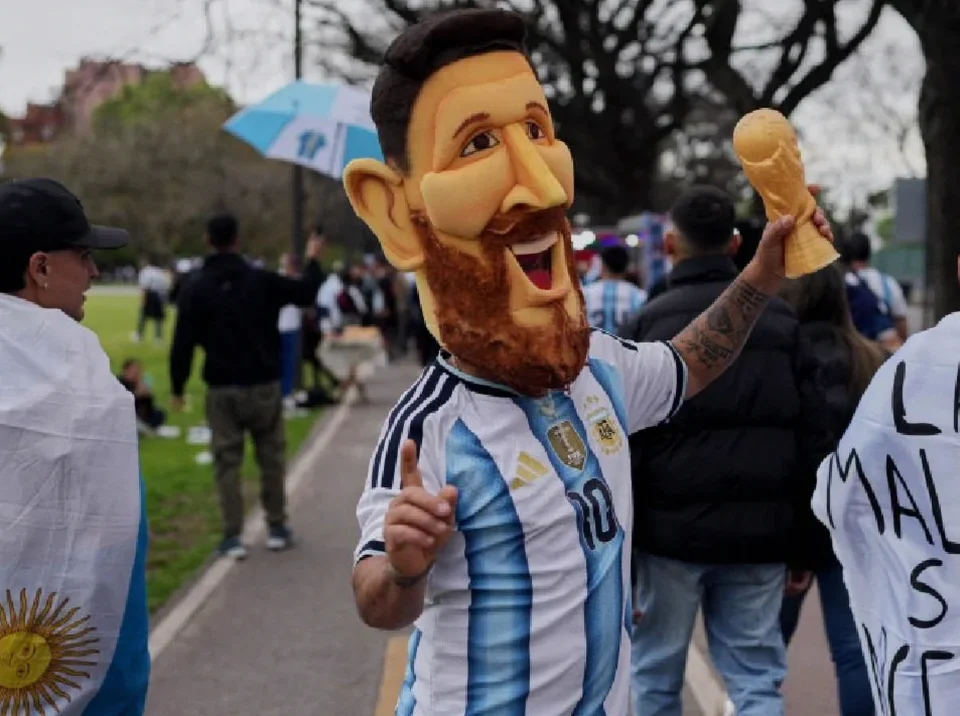 Buenos Aires Turns Out for Lionel Messi’s Argentina Farewell