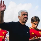 Roma Hold Firm at Como Despite Malen Red Card