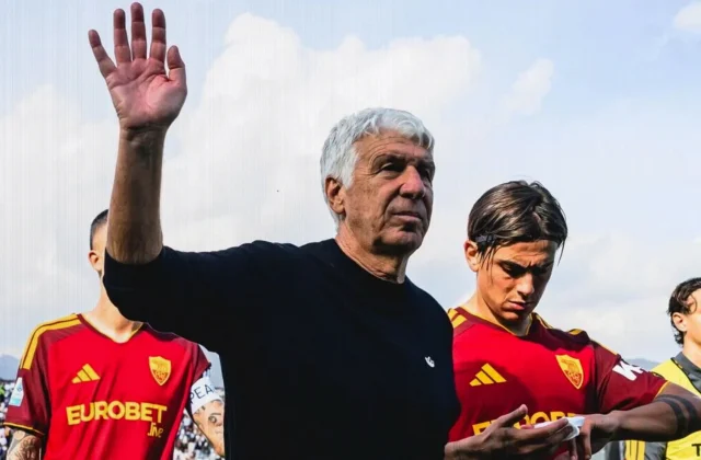 Roma Hold Firm at Como Despite Malen Red Card
