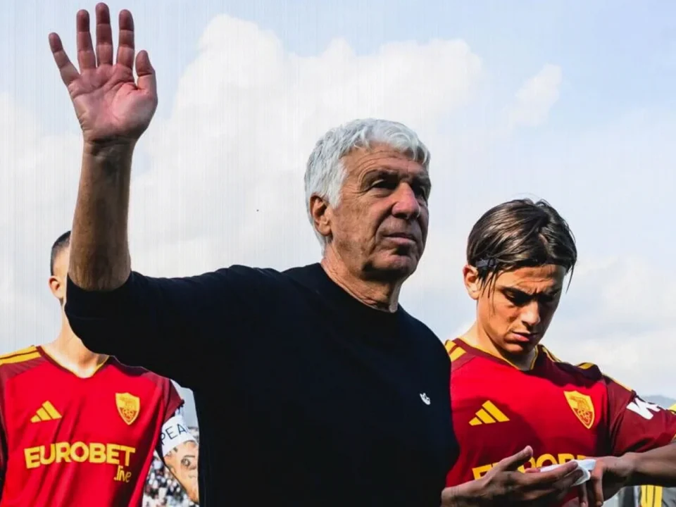 Roma Hold Firm at Como Despite Malen Red Card