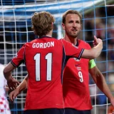 England Thrash Croatia 7-0 as Kane and Saka Score Doubles