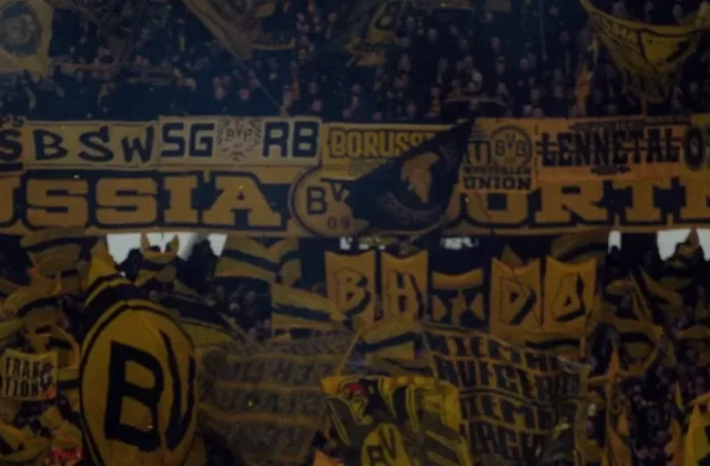 Borussia Dortmund to Reward Fans Who Put Phones Away Against Frankfurt