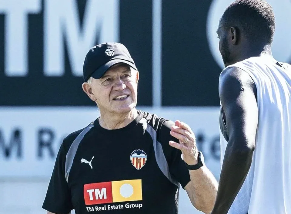 Denver Broncos Owners Penner Family Take Minority Stake in Valencia