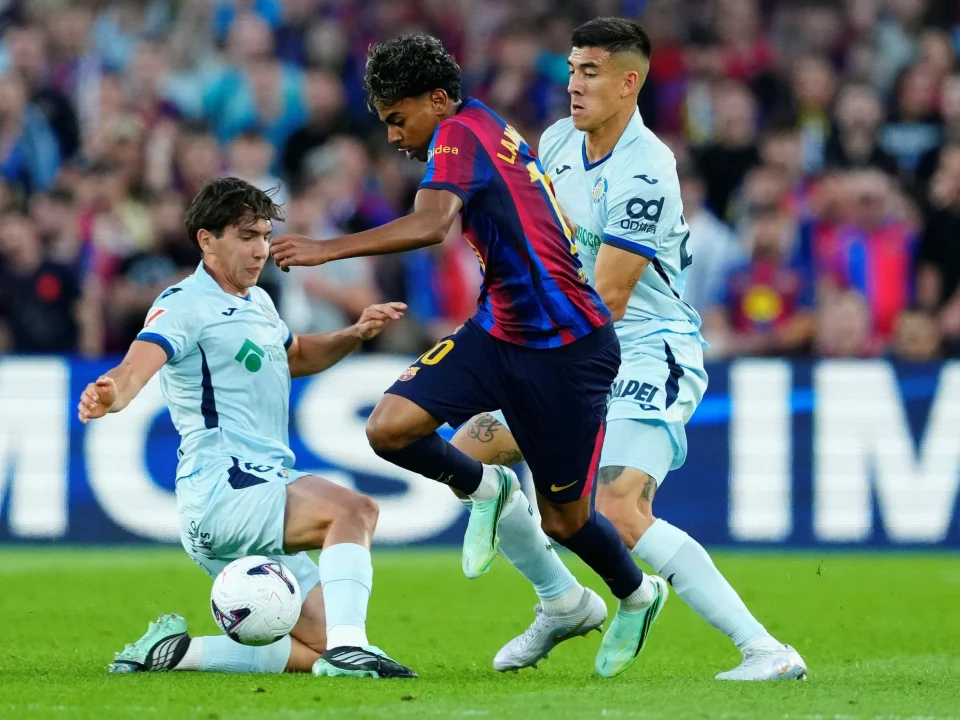 Zaid Romero’s Costly Mistake Gifts Barcelona a Goal