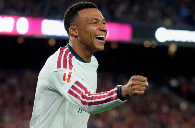 Mbappé’s Lucky Deflection Gives Real Madrid Early Lead at Barcelona