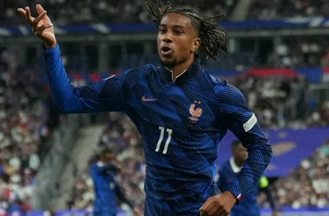 Michael Olise Free-Kick Stars as France Face Italy